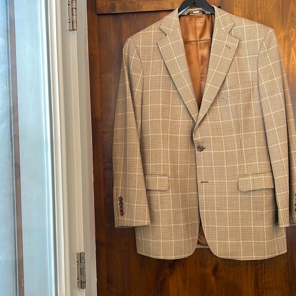 Brooks Brothers 346 Men’s blazer. Excellent condition.